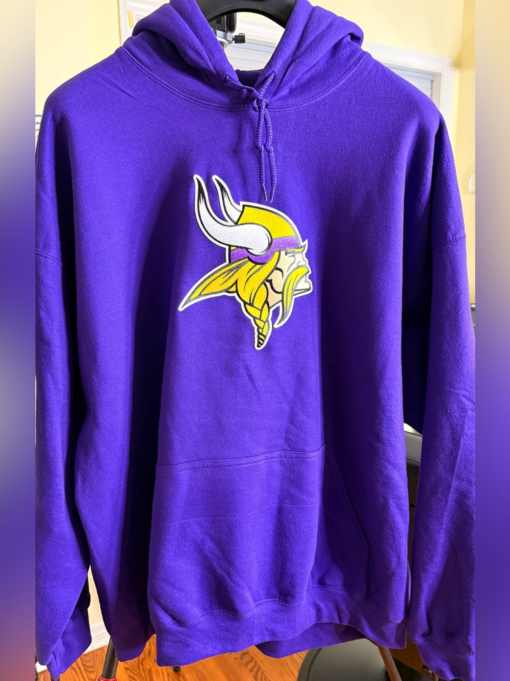 Beautiful NFL Team Apparel Minnesota Vikings Hoodie, 2XL